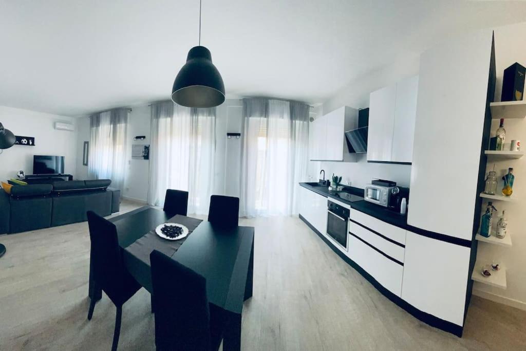 Sun Street Apartment Верона Екстериор снимка