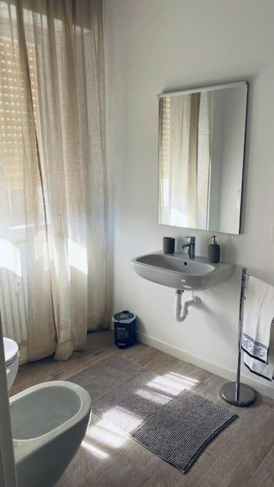Sun Street Apartment Верона Екстериор снимка