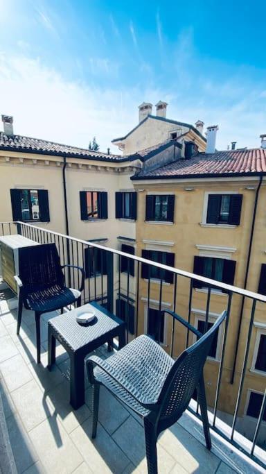 Sun Street Apartment Верона Екстериор снимка