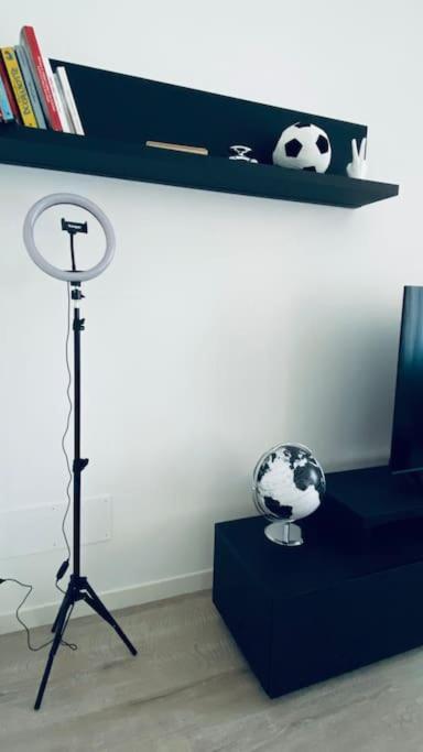 Sun Street Apartment Верона Екстериор снимка
