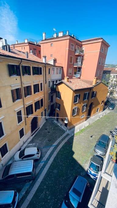 Sun Street Apartment Верона Екстериор снимка